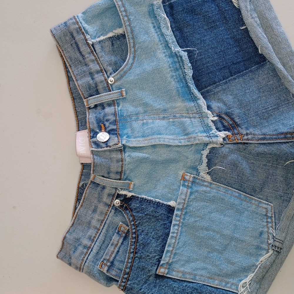 Revice shorts - Picture 7 of 10